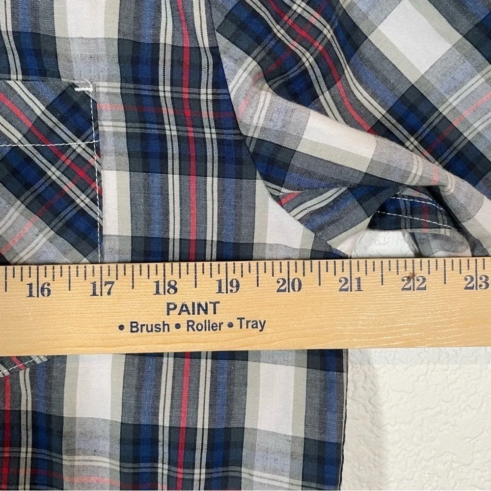 Volcom Boys Shirt Button Down Plaid Black Red and White Casual Kids Size XL
